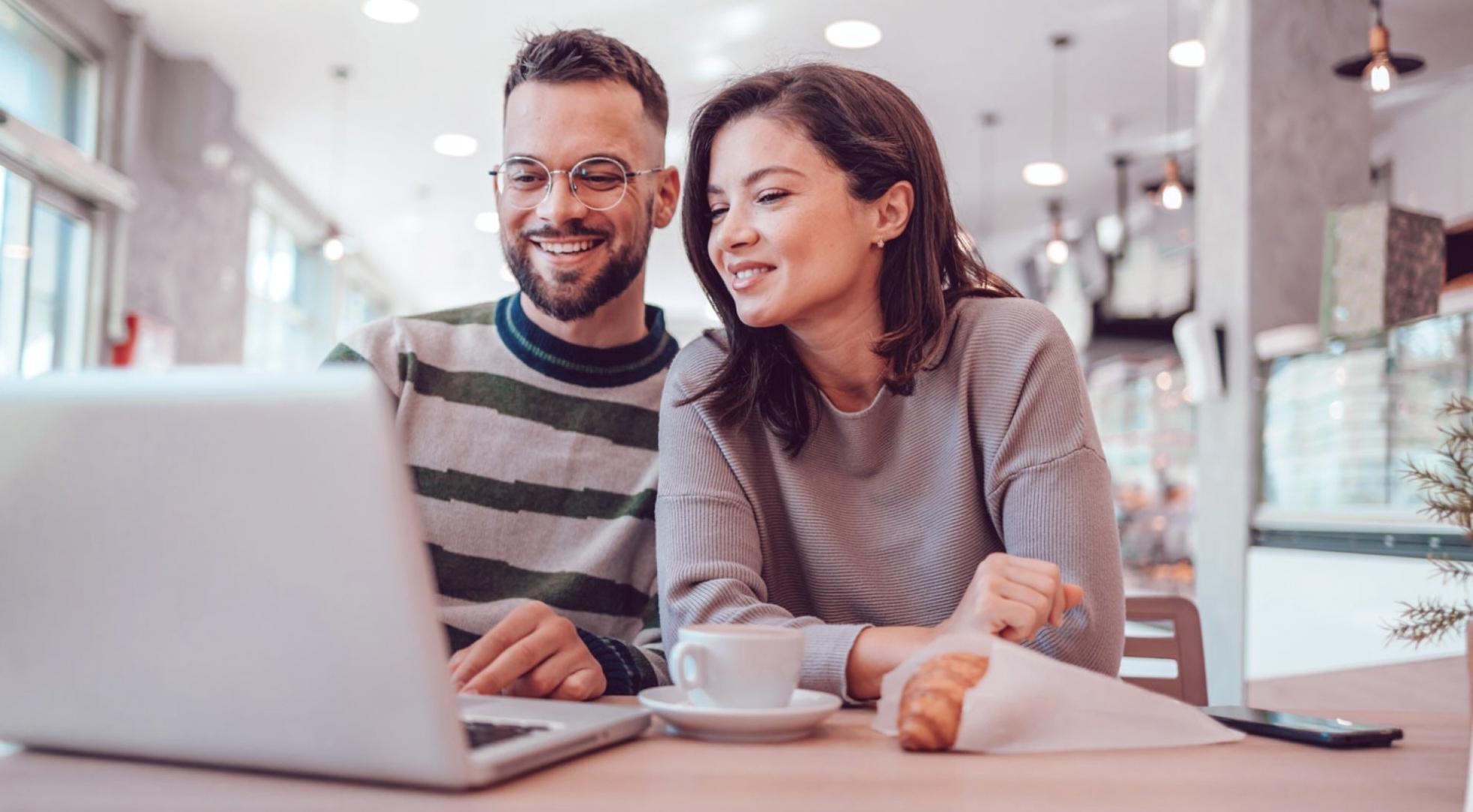 Teamwork und Zusammenarbeit im modernen Arbeitsumfeld